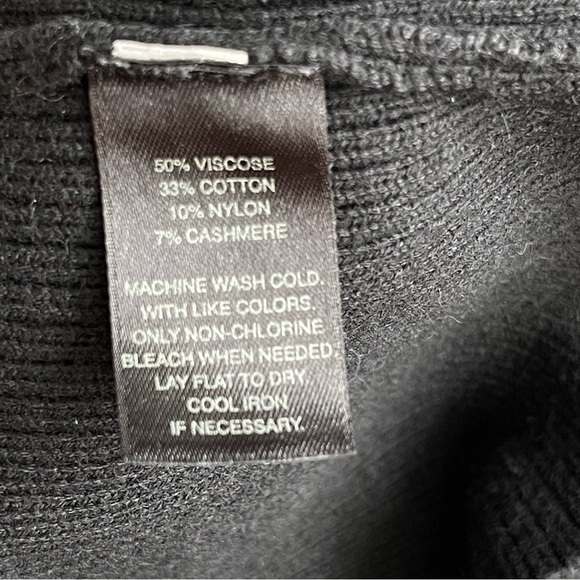 White House Black Market Cashmere Blend Women's Sweater Size XS Dolman Sleeves - Picture 8 of 8